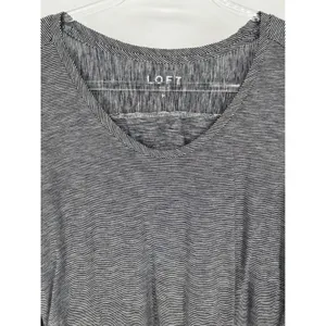 LOFT Striped Long Sleeve Tee Women Medium Blue White Cotton Slub‎ Knit thumbnail 2