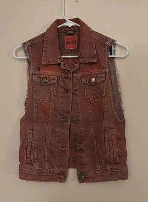 Brandy Melville vest thumbnail 1