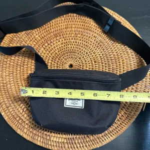 Herschel Supply Company Classic Black Belt‎ Bag thumbnail 3