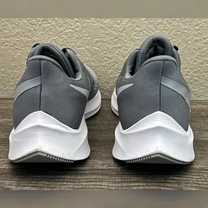 Nike Women’s Air Zoom Winflo 6 Cool Grey Color Shoes Size- 12 thumbnail 5