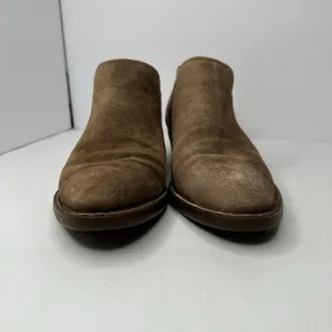 Born Suede Ankle Booties Size 10 Womens Taupe Chelsea Block Heel Shootie Western thumbnail 2