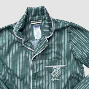 Slytherin Pajama Set Harry Potter x Pottery Barn Teen Size XS Green Button Down thumbnail 3