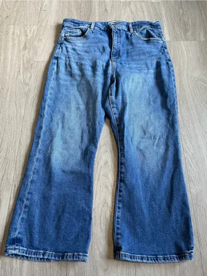 LOFT Women’s Straight Leg Blue Denim Jeans thumbnail 1