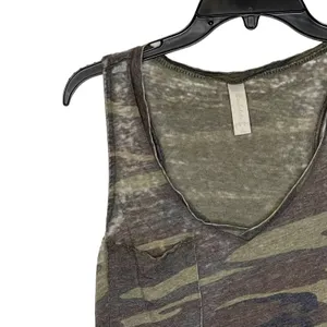 Altar'd State Tank Top Size‎ Large Camo Pattern Worn Look Womens Cotton Blend thumbnail 4