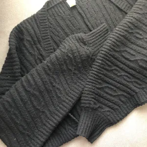 Alo Cable Knit Shawl Black One Size thumbnail 13