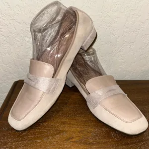 Hispanitas Joy Is A Choice Slip On Suede Leather Loafer Shoes Size 41 (10-10.5) thumbnail 1