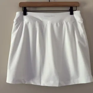OUTDOOR VOICES Court Skort 4.5″ White Activewear‎ Tennis Pickleball Size L thumbnail 5