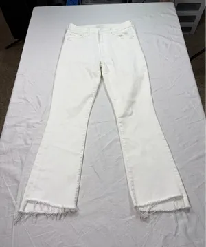 Mother The Insider white crop step fray jeans. Size 26. quiet luxury, coastal thumbnail 1