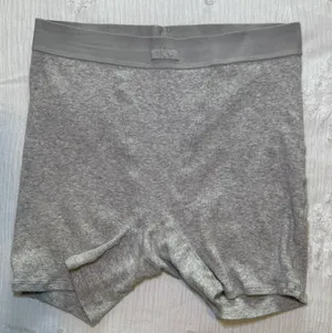 SKIMS Soft Lounge Boxer thumbnail 1