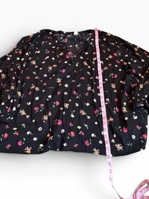 OLD NAVY floral blouse thumbnail 3