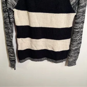 American Living Women's Size Small Crewneck Sweater‎ White Black Stripes Marled thumbnail 3