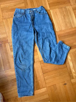 🪩 Vintage Y2K Levi’s Jeans 🪩 thumbnail 1