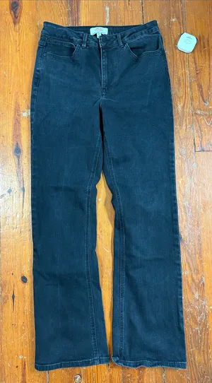 Wrangler Black Women's Straight-Leg Jeans Size 8 / 29 thumbnail 1