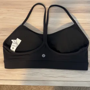 Lululemon Black Flow Y Bra thumbnail 4