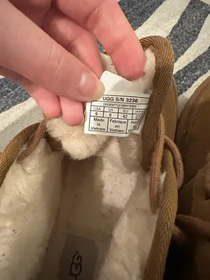 UGG Neumel Boots thumbnail 9