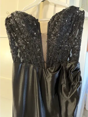 Black prom dress with high slit and sequin top #prom #eveningwear #formal brand is NOX annabelle, Fits like a small, size 4. original price 320. I am 5'2 and there was a lot of length left on the dress thumbnail 2