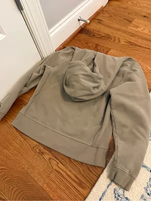 Tracksmith Trackhouse Hooded Sweatshirt in Tan Taupe Size Small thumbnail 9
