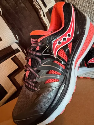 Saucony Women's Black & Coral Athletic Running Sneakers thumbnail 3