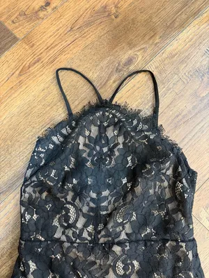 Lulus Remarkable Black Lace Halter Bodycon Dress Size XS thumbnail 4