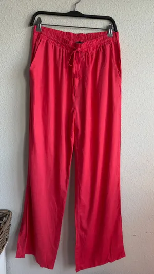 Stella Luce Red Wide Leg Pants Size Medium thumbnail 2