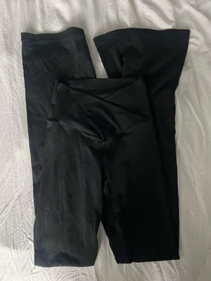 Aerie OFFLINE High-Waisted Flare Leggings thumbnail 2