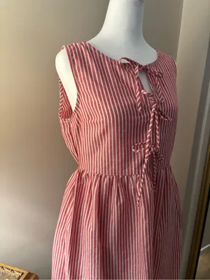 Monteau Dress Women’s Size M Red and White Striped Tie-Neck Top thumbnail 2