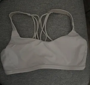 Lululemon Bra thumbnail 1
