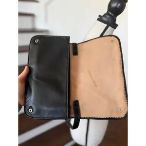 Vintage Minimalist 90s Black Leather Pleated Baguette Shoulder Bag 11x6 thumbnail 4