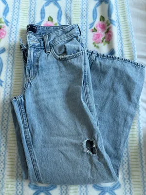 Low-Rise Baggy Jeans Hollister thumbnail 2