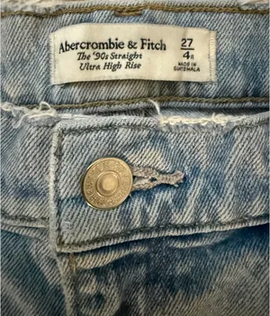 Abercrombie Jeans Ultra High-Rise 90s Straight thumbnail 2