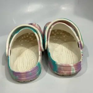 Crocs Tie dye pattern unisex‎ sizing thumbnail 4