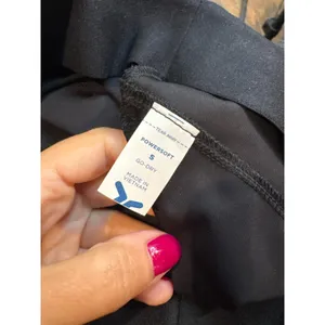 Old Navy Go-Dry PowerSoft black wide leg pants thumbnail 4