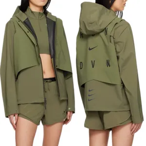 Nike Storm-FIT Run Division Women’s Full-Zip Hooded Jacket Size Small DV1247-010 thumbnail 3