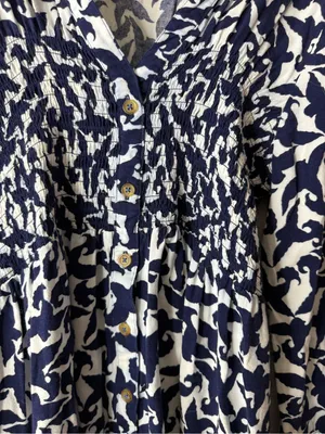 Maeve by Anthropologie Women’s Navy and White Patterned Button-Front Top thumbnail 4