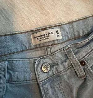 Abercrombie Jeans thumbnail 3