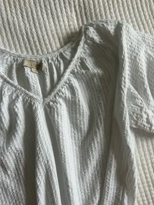 Ann Taylor Loft Puff Sleeve Top thumbnail 2