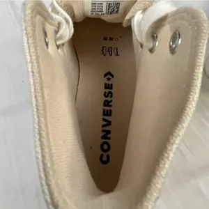Converse Cuck Taylor Women's White Shoes/Sneakers Sz 5 SKU 4255 thumbnail 10
