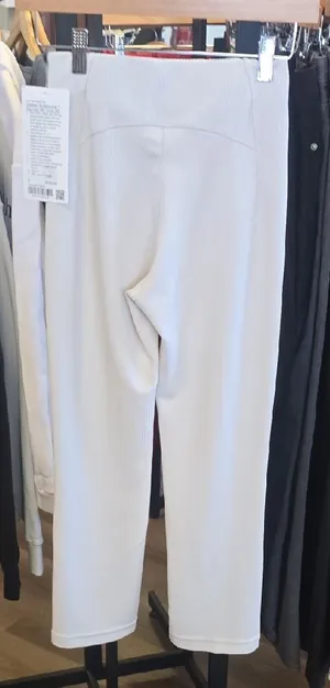 Lululemon Athletica Cream Ankle Pants thumbnail 1