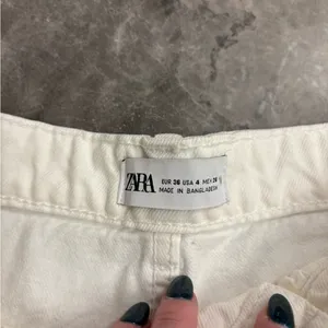 NWOT zara shorts thumbnail 2