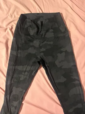 Lululemon camo leggings capri thumbnail 1