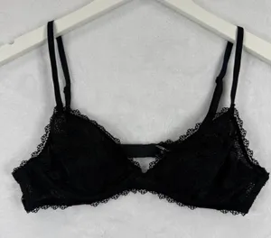 Victoria's Secret Black Floral Lace‎ Bralette Unlined Wireless Scalloped M DL3 thumbnail 1