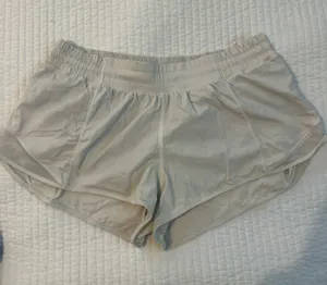Lululemon Hotty Hot Shorts 2.5" thumbnail 1