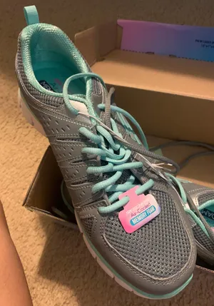 Skechers Air Cooled Memory Foam thumbnail 1