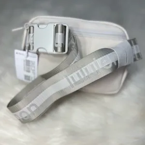 Lululemon Everywhere Belt Bag 1L Wordmark white opal thumbnail 11