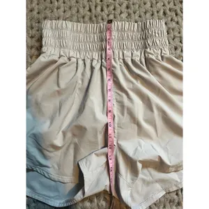 Nike Dri-fit high rise 3 inch work out shorts light grey size med thumbnail 7