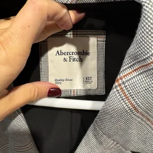 Abercrombie and Fitch blazer dress XST thumbnail 2