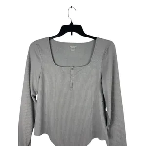 American Eagle XXL Bodysuit Gray Ribbed Long Sleeve Square Neck Henley NWT thumbnail 2