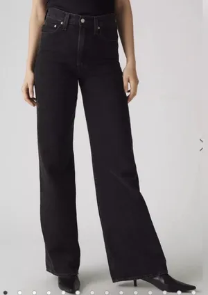 Levi’s Ribcage Wide Leg Black Size 32 Zipper Tall thumbnail 1