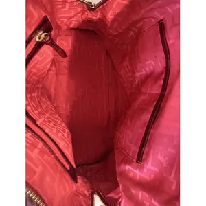 Elaine Turner Red Crocodile Embossed Leather Satchel Handbag Gold Hardware‎ thumbnail 10