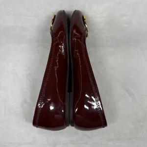Tory Burch Reva Ballet Flats Burgundy Patent Leather Gold Medallion Womens‎ 7M thumbnail 10